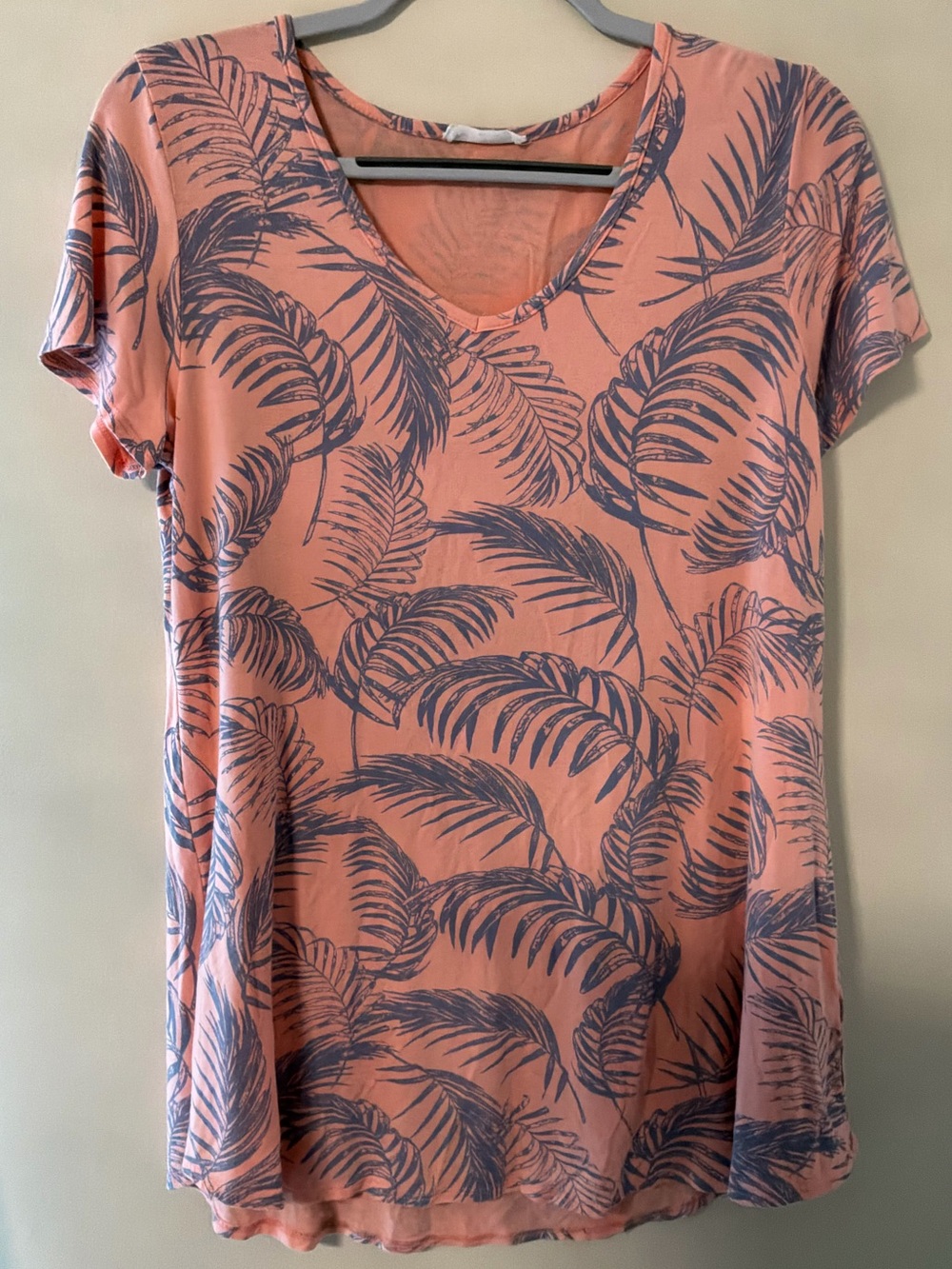 Women’s Bombom Peach and Blue Palm-Print V-Neck Jersey Top